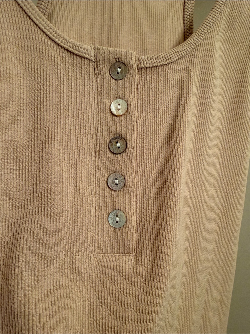 ReoRia Beige Ribbed Button-Front Tank Bodysuit - Picture 4 of 9